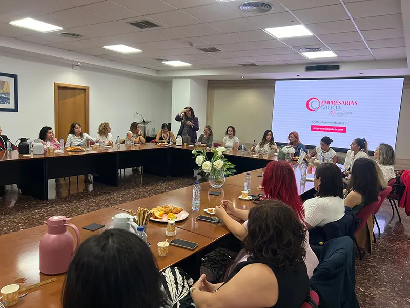 empresarias-galicia_210526_desayuno-networking_10.webp